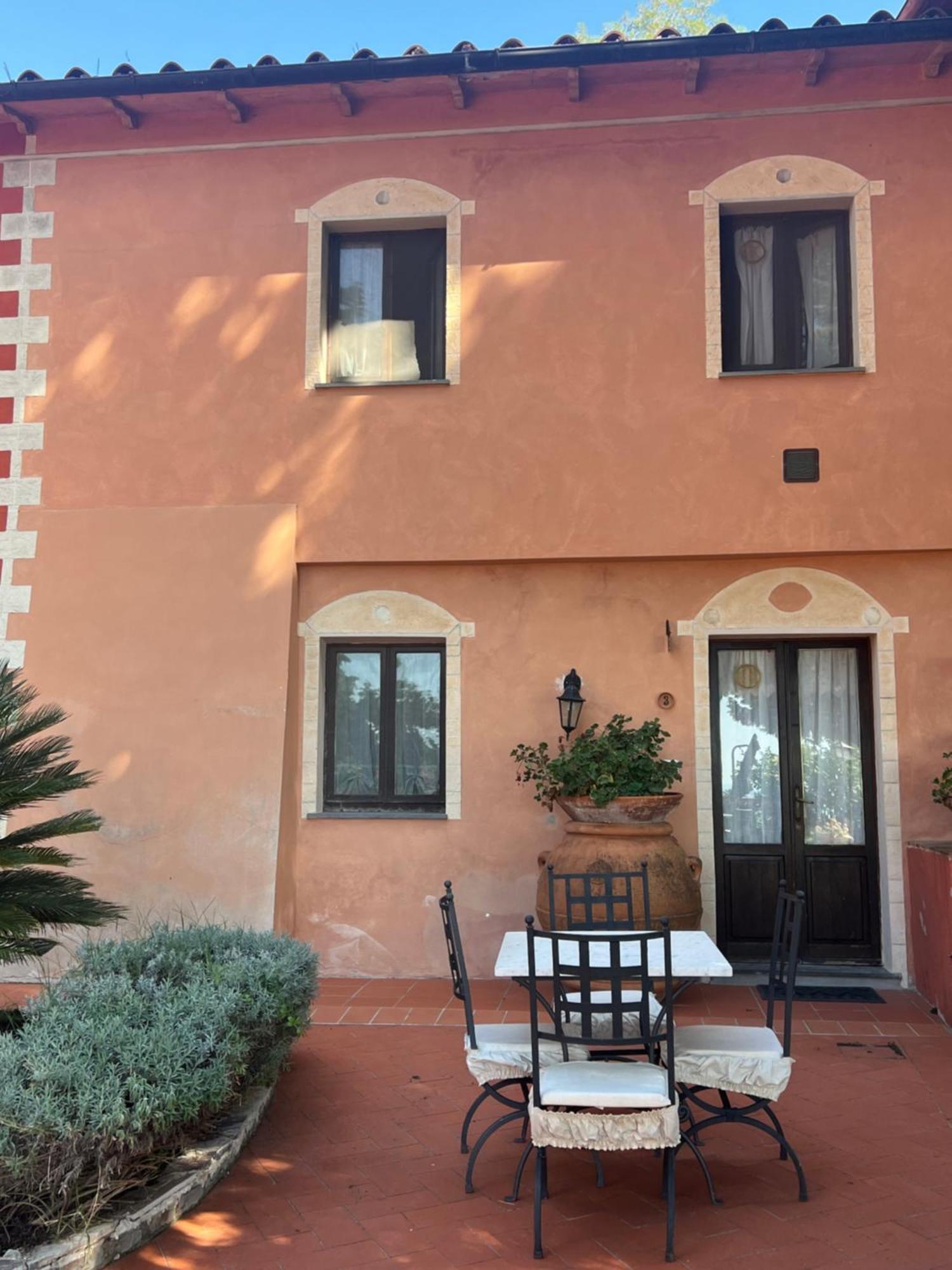 Borgo Degli Aranci Aparthotel San Giuliano Terme Exteriör bild