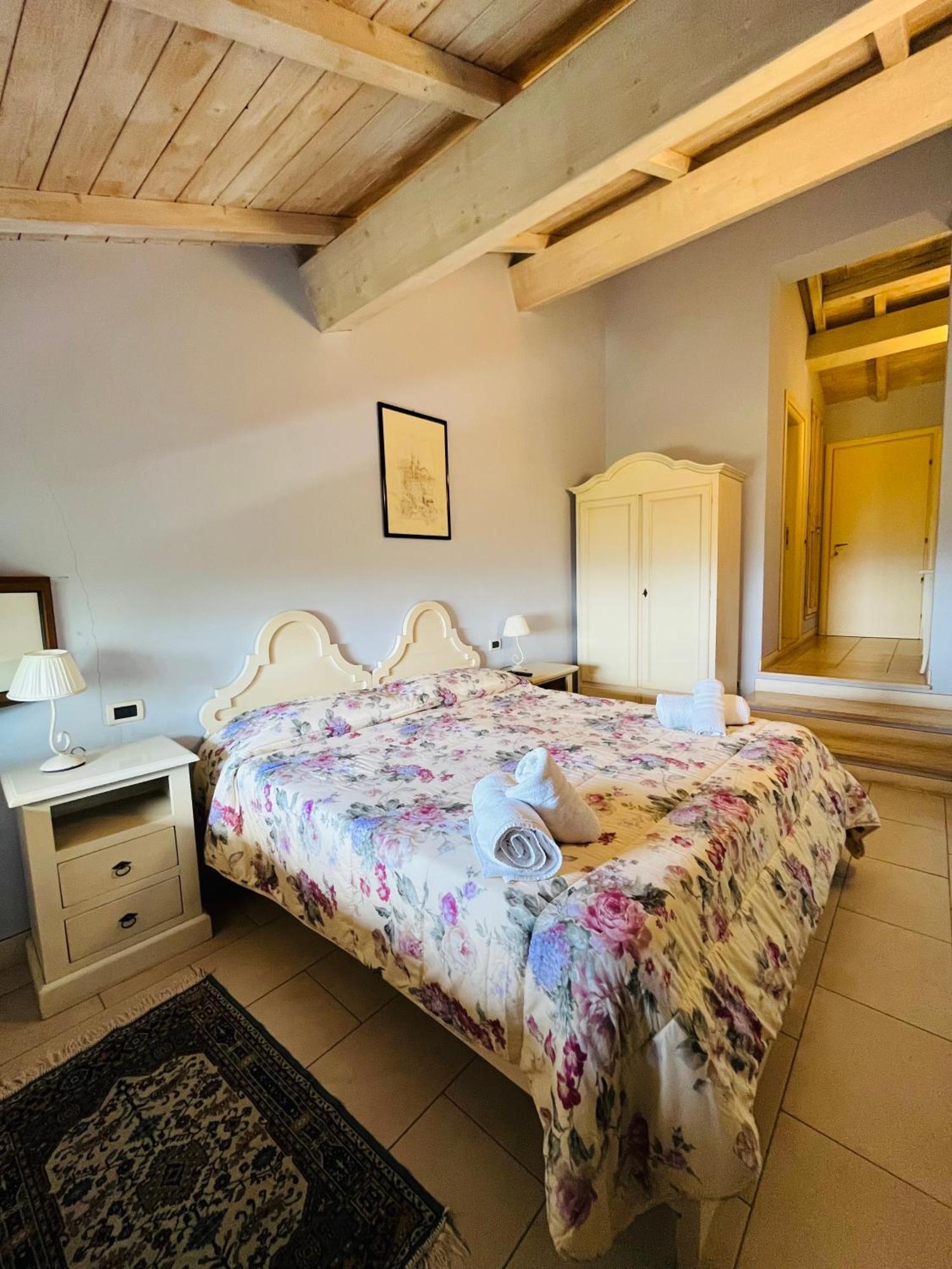 Borgo Degli Aranci Aparthotel San Giuliano Terme Exteriör bild