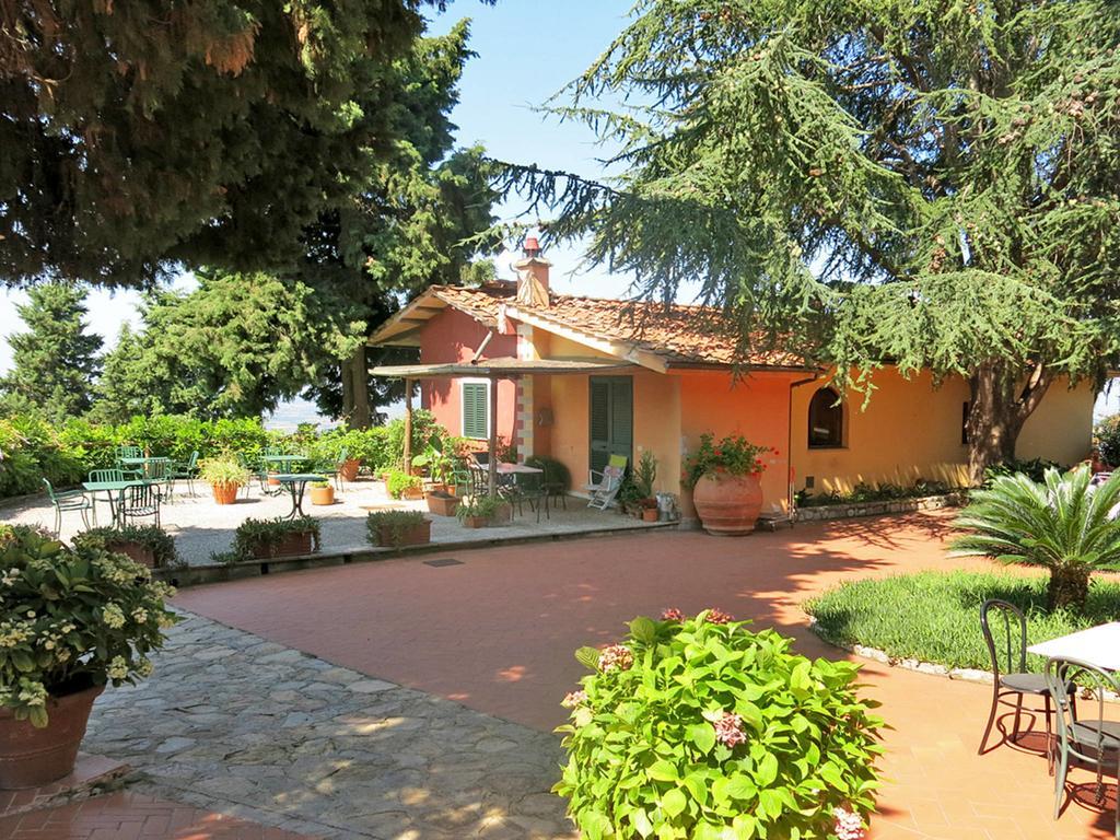 Borgo Degli Aranci Aparthotel San Giuliano Terme Exteriör bild