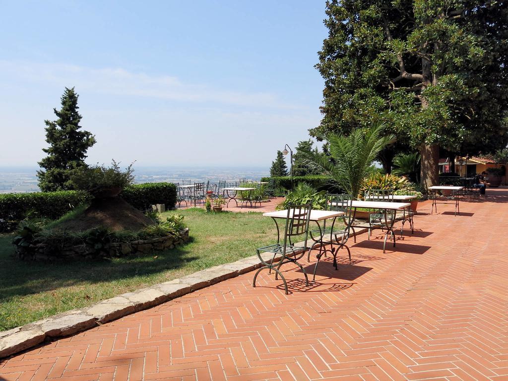 Borgo Degli Aranci Aparthotel San Giuliano Terme Exteriör bild