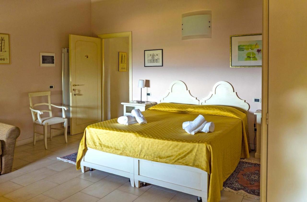 Borgo Degli Aranci Aparthotel San Giuliano Terme Exteriör bild